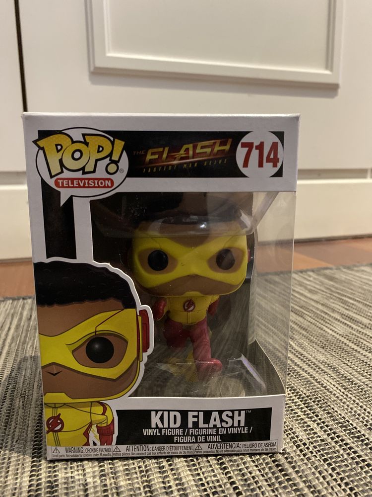 Pop figure kid flash