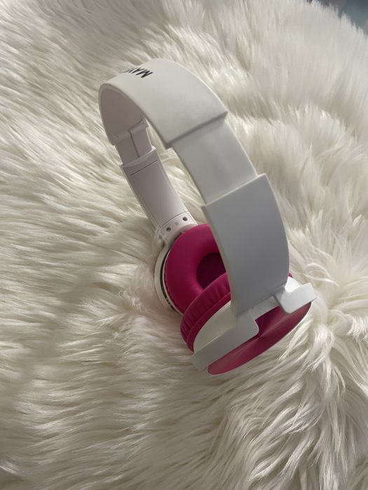 Навушники бездротові maybelline за 100 без коробки