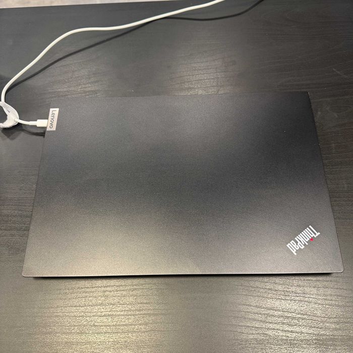 Lenovo ThinkPad E14 Gen2 (2021)/SSD 512/RAM 16gb - stan idealny