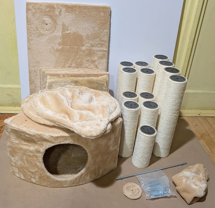 Atlas Drapak Sufitowy dla Kota Beżowy 92x76x241–272cm WIELKI WYSOKI US