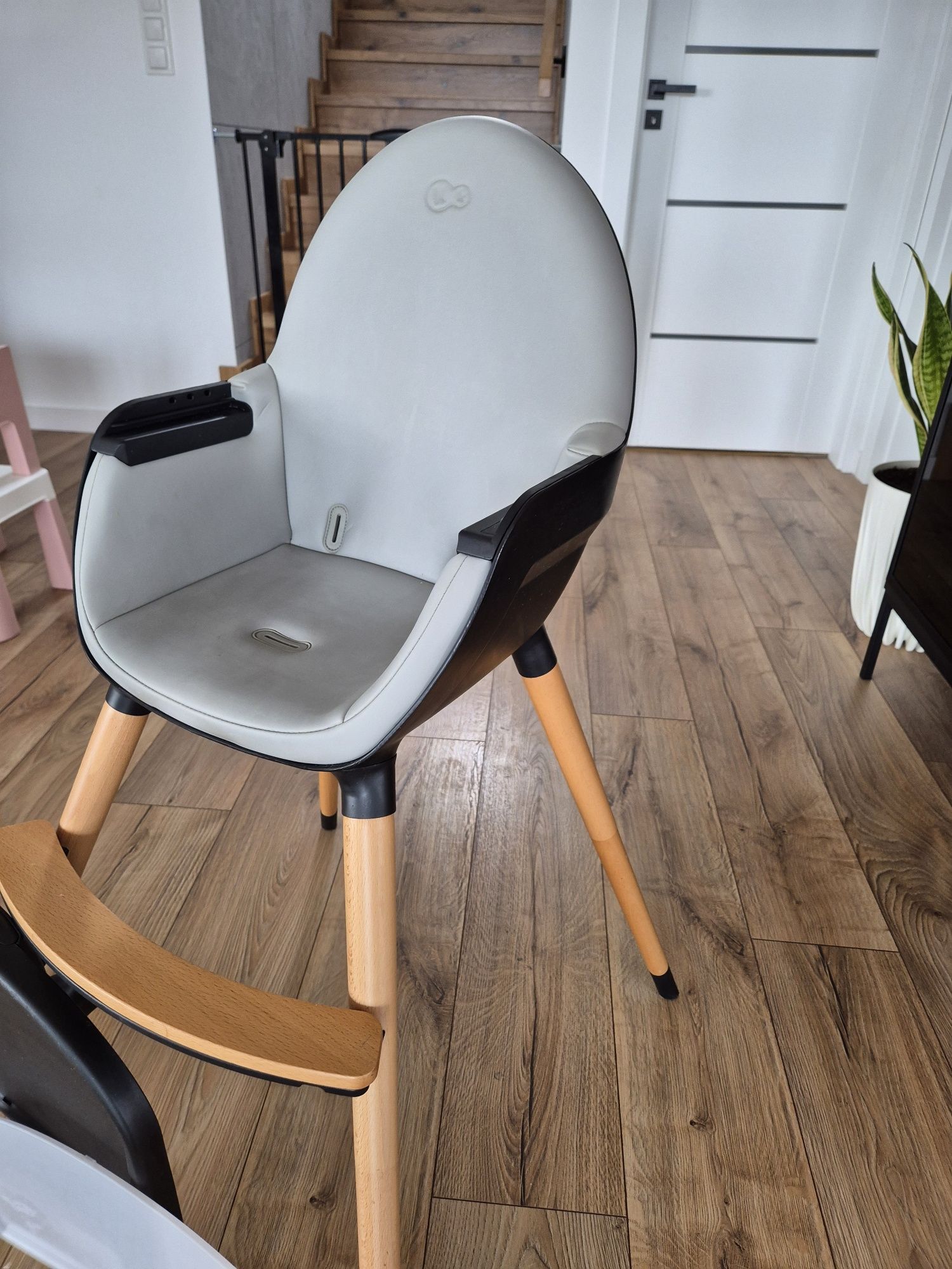 Krzesełko do karmienia kinderkraft fini