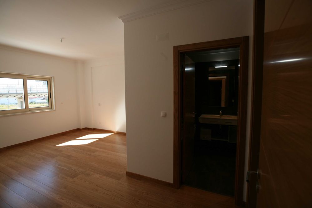 Arrenda-se T3 Lumiar