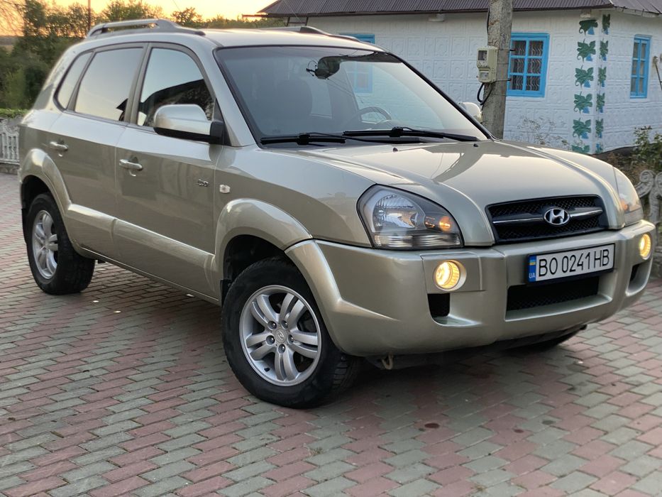 Продам хюндай туксон в збереженому стані!!!