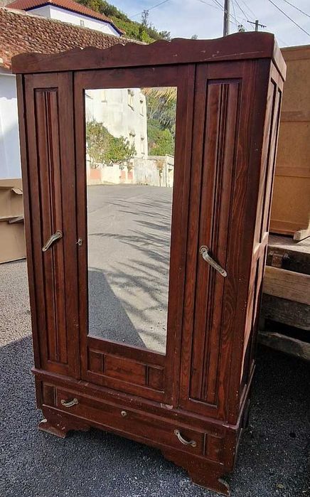 Guarda Vestidos Antigo