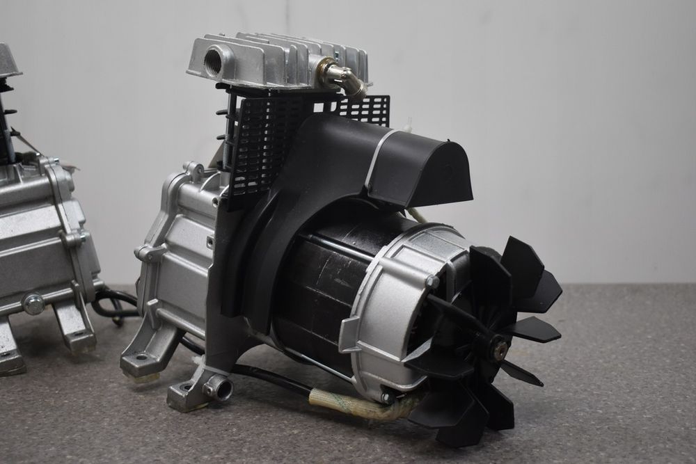 Silnik z kompresorem sprężarka pompa 1800W