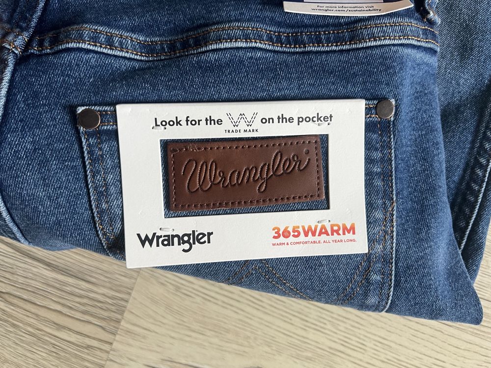 Nowe spodnie Wrangler z metkami