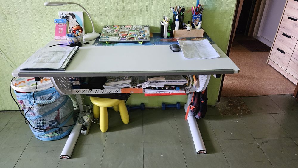 Рабочий детский стол- кульман Matts