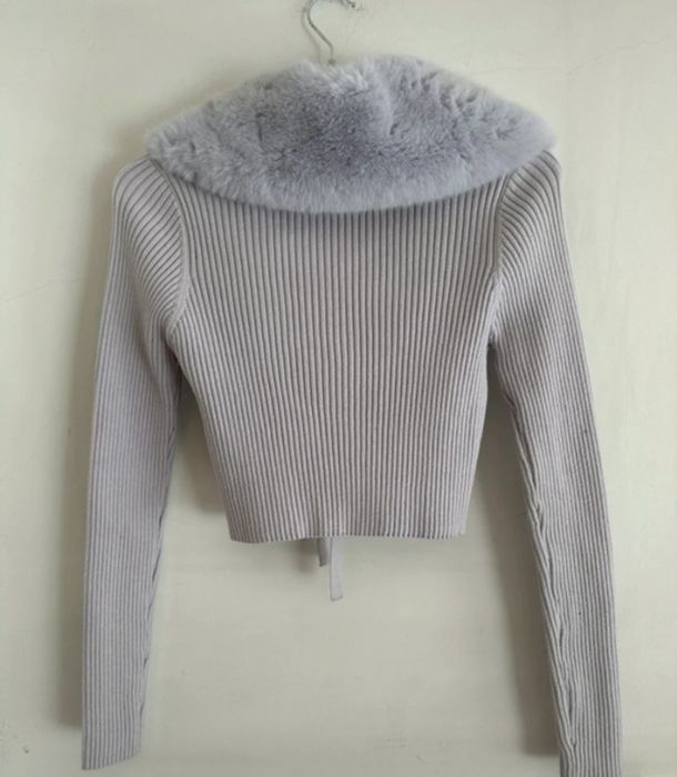 Casaco quentinho lilas gola pelo