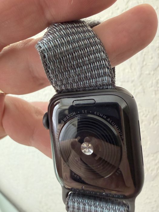 Apple Watch SE 40mm Space Gray