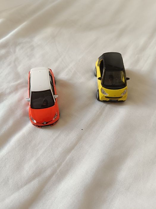 Dois carros de coleção