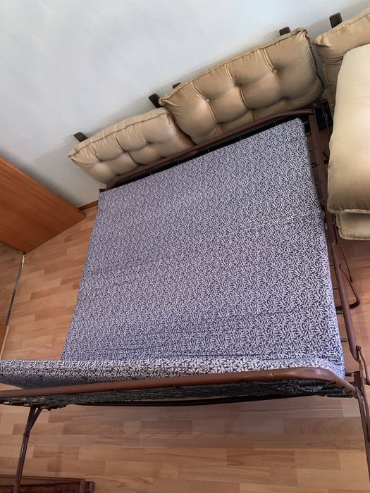 Sofá cama almofadado