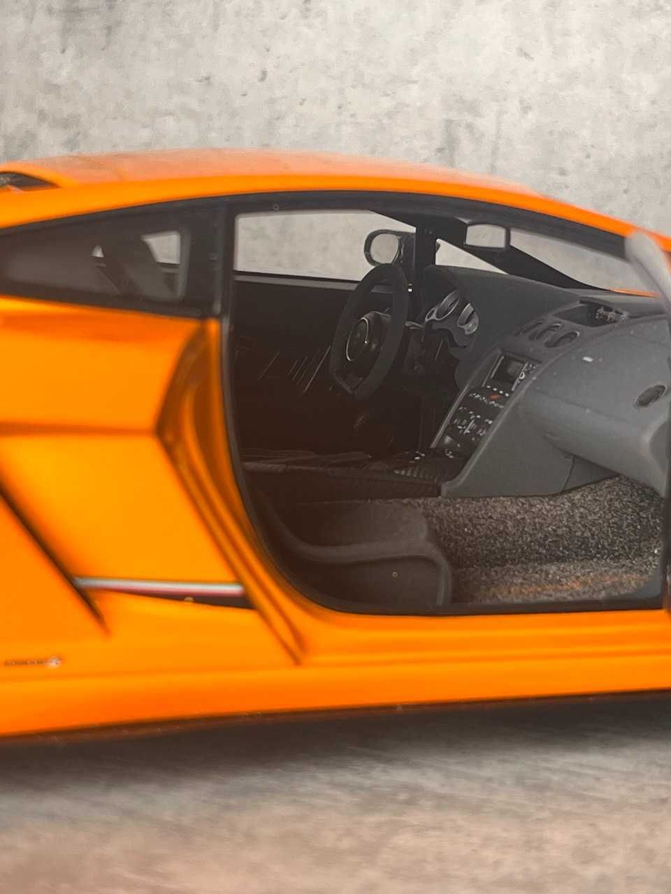 Autoart Lamborghini Gallardo Superleggera 1/18