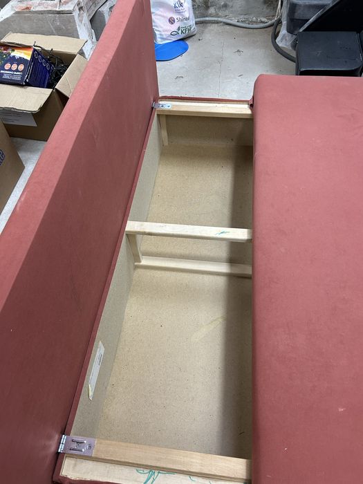 Sofa rozkładana w dobrym stanie
