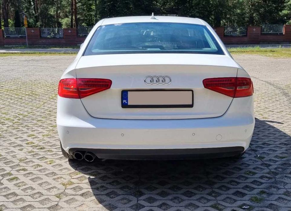 Разборка Audi A4 B8 бампер комплектний