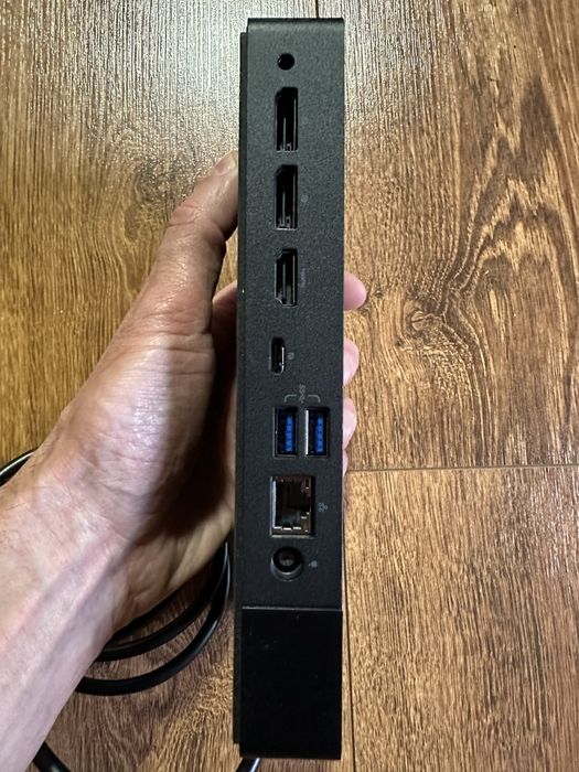 Продам новую док станцию Dell WD19 K20A001.