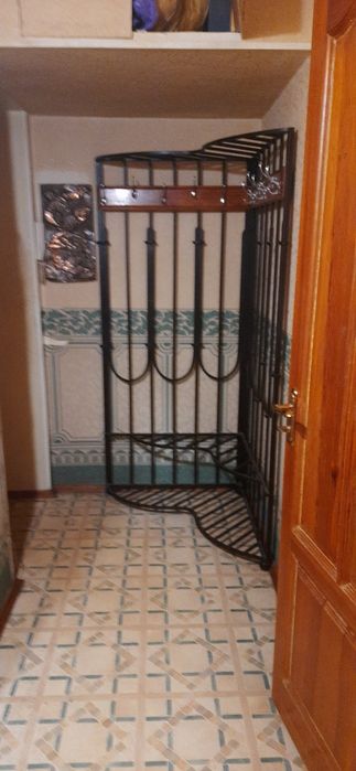 Сдам 2х к.кв, ул.красная 20а,2й этаж  5ти эт.дома