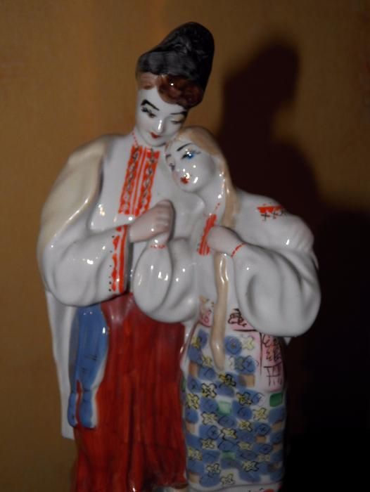 Фарфор. статуэтка"Майская ночь"антиквариат,коллекция,раритет из СССР