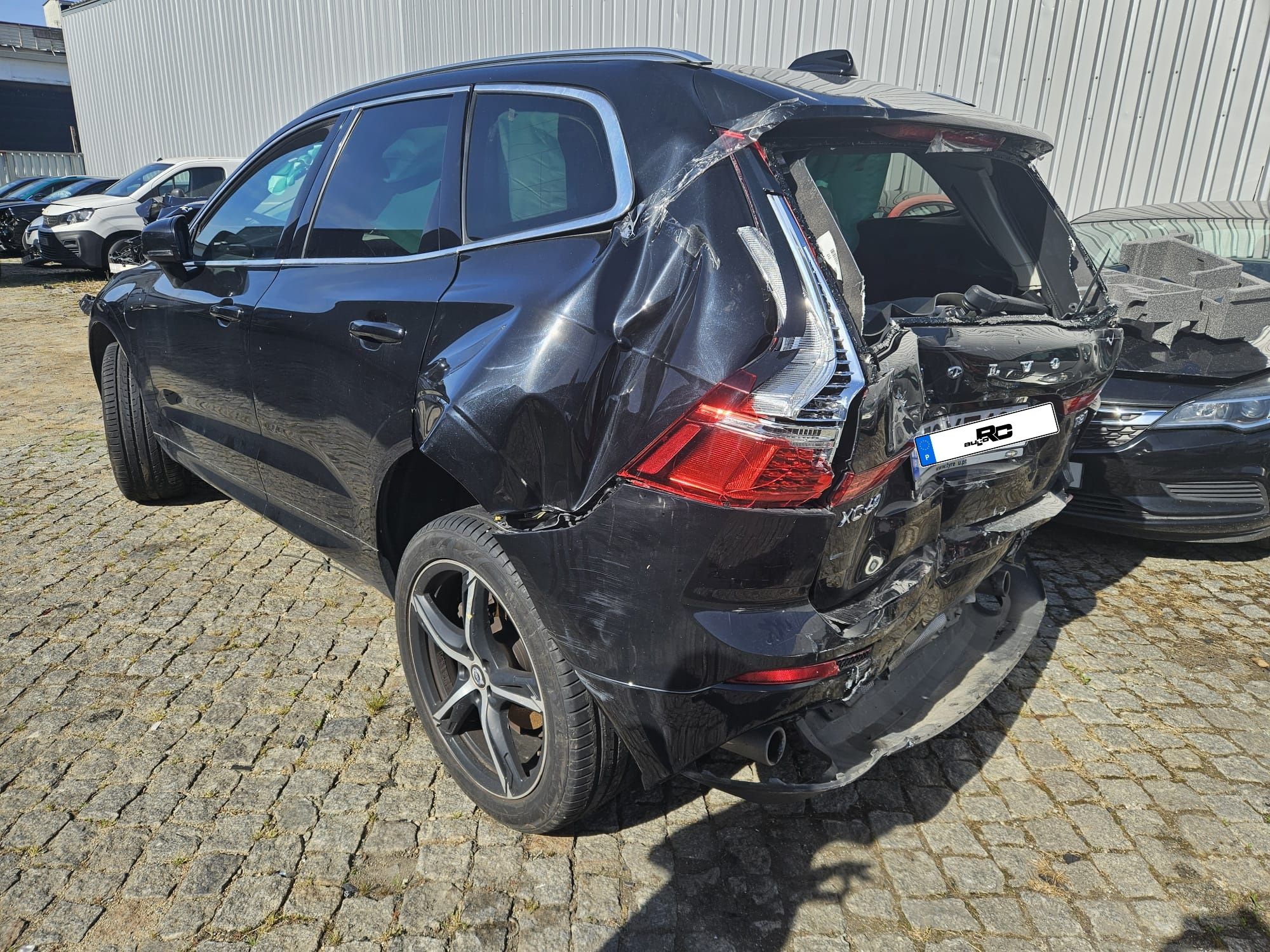 Volvo XC60 T8 Hybrid