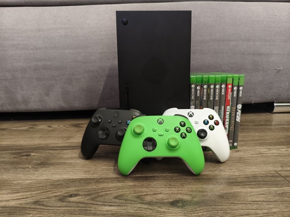 Xbox series x z 3 padami i grami