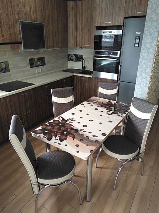 Стол обеденный кухонный раскладной со стульями. Стекло