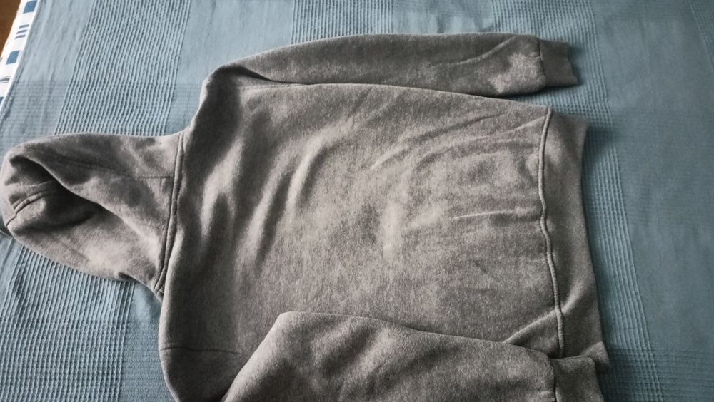 Bluza szara z kapturem