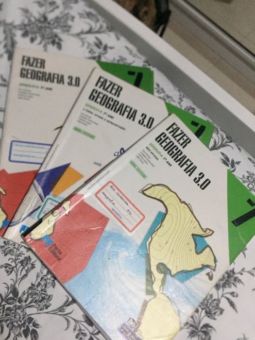 Manual escolar de geografia 7.ºano