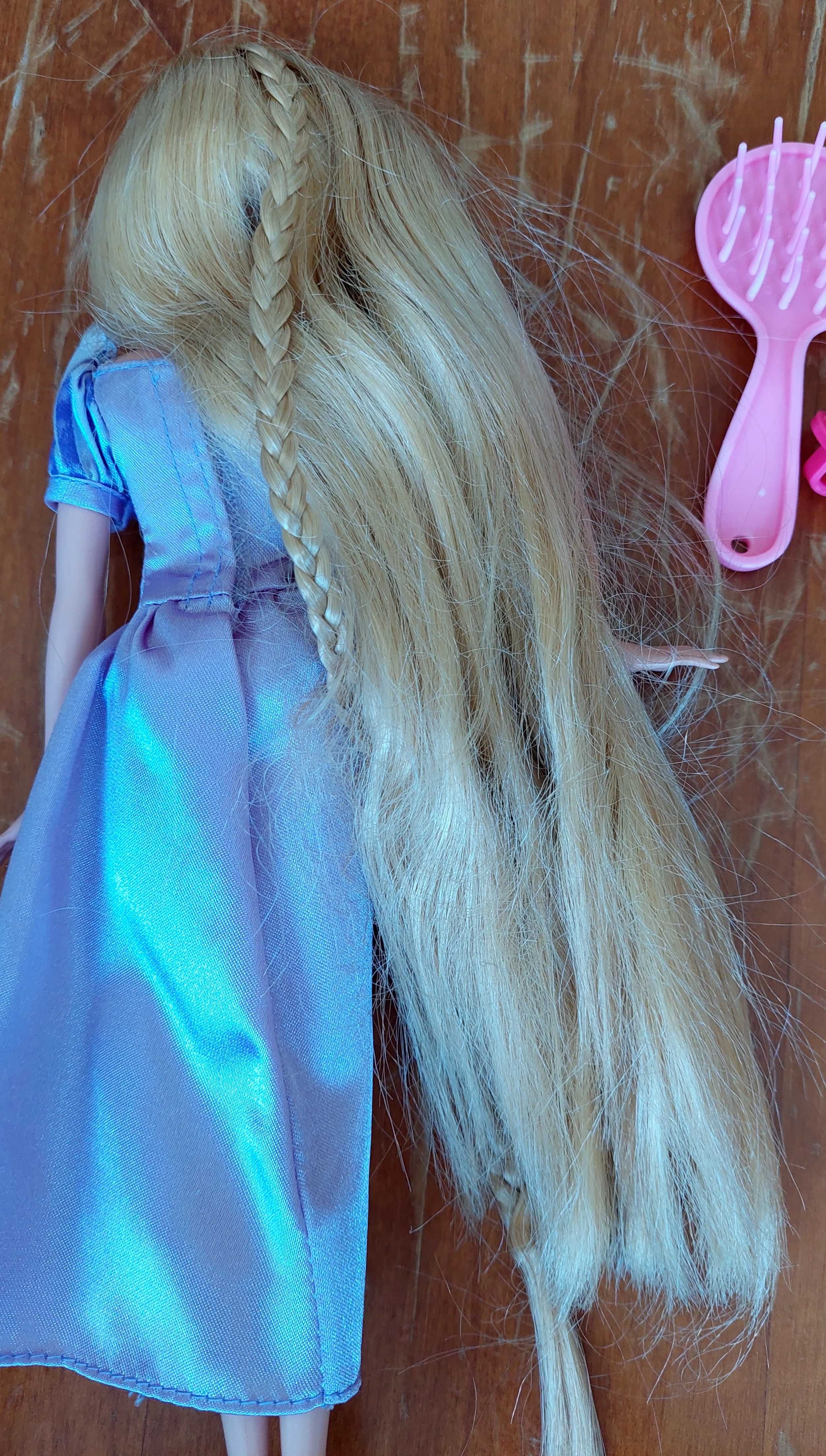 Boneca barbie rapunzel