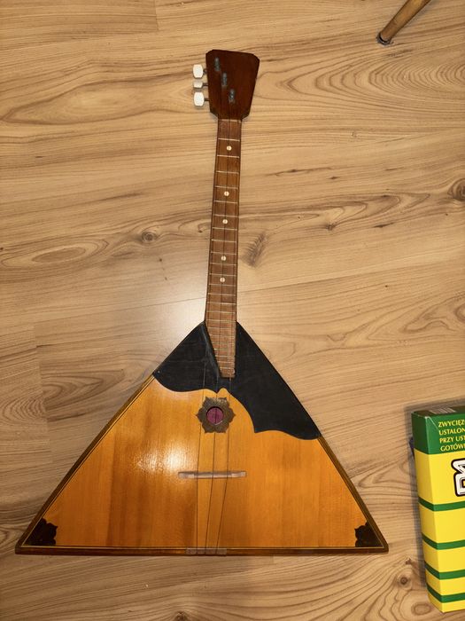 Bałałajka / balalaika drewniana