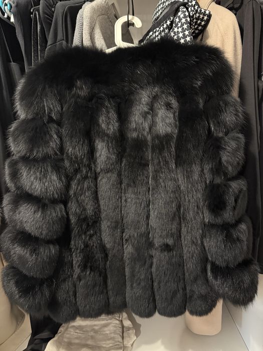 Czarne futro naturalne z liska