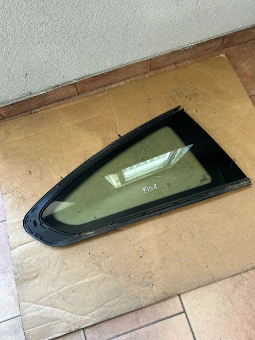 SZYBA KAROSERYJNA BOCZNA PRAWA BMW 6 F13