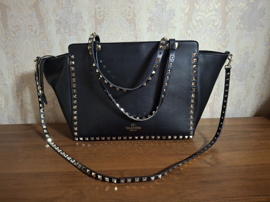 Сумка-тоут Valentino Garavani