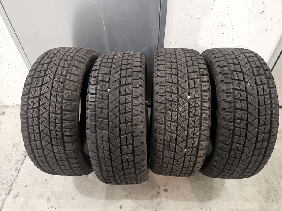 Sprzedam OPONY FIREMAX 235/50/R19