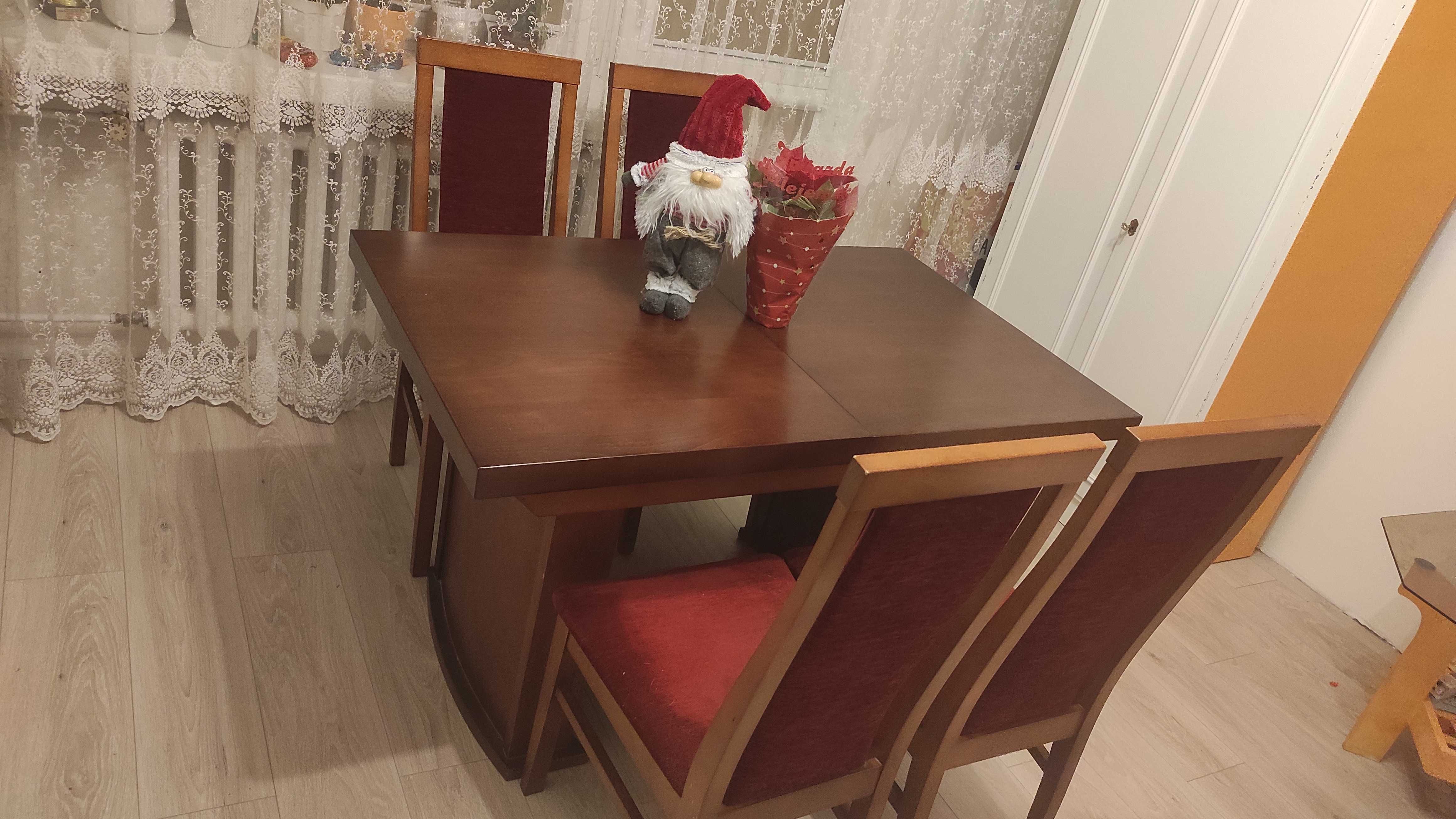 Stuł i 4 krzesła