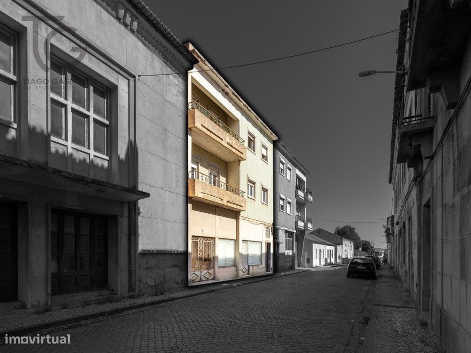 Prédio para reabilitação em Alferrarede - Abrantes