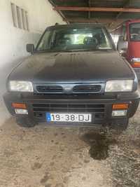 Nissan Terrano II 2.7 SLX