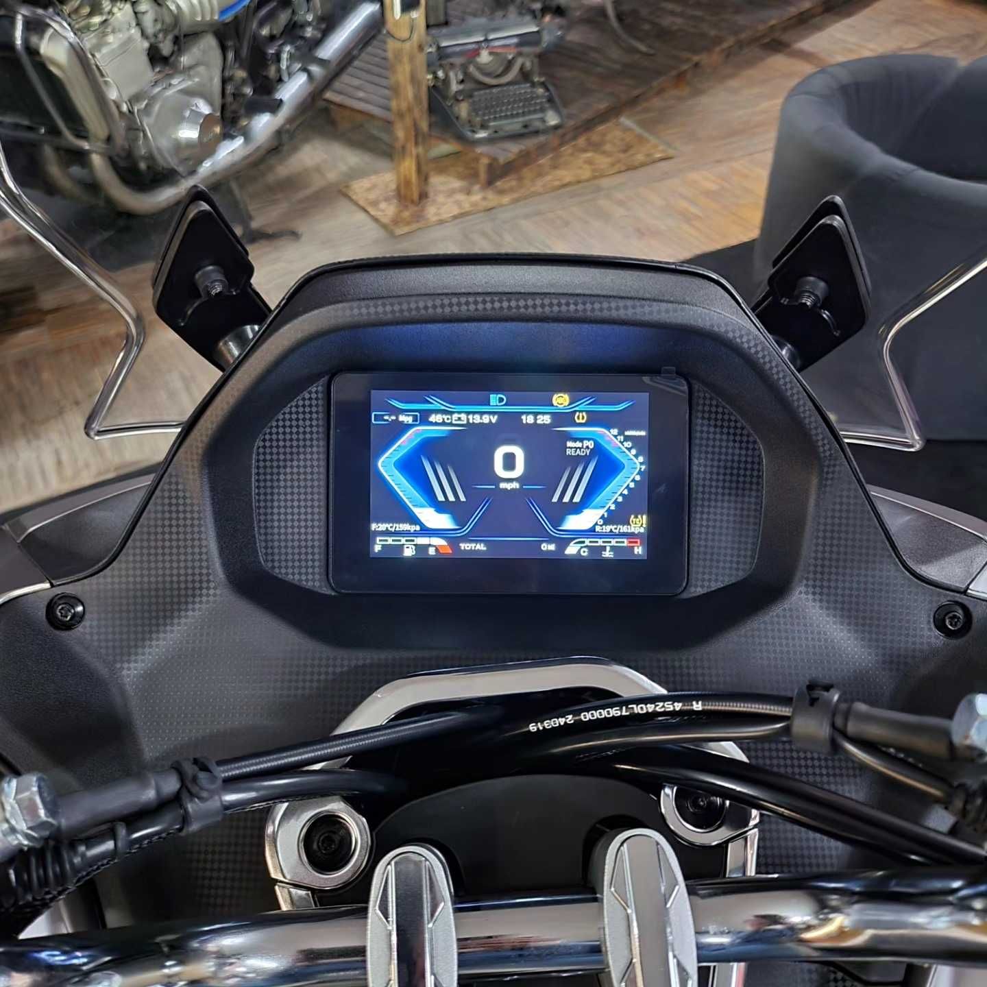 QJ MOTOR MTX 125