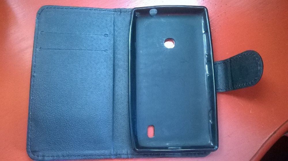 Capa com tampa para telemóvel Nokia Lumia 520 a bom preço