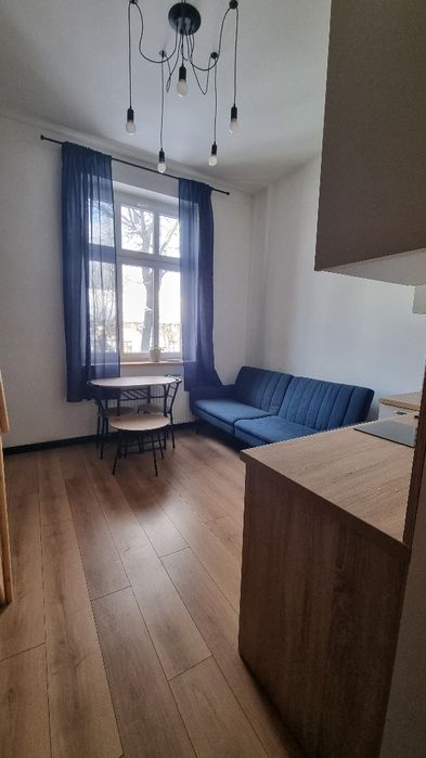 Bez kaucji - wyposażone mieszkanie, własne centralne ogrzewanie