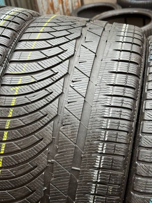 Шины БУ 275 30 235 35 R 20 Michelin Pilot Alpin 4 разноширокие зима