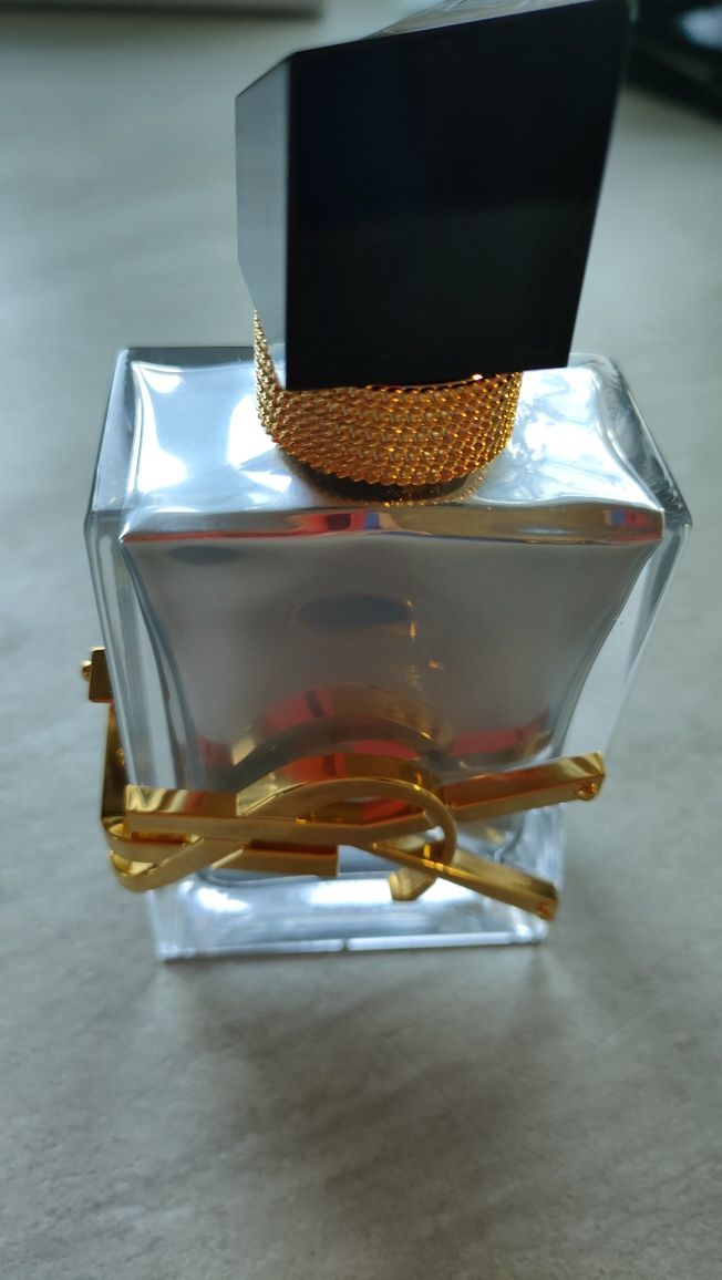 Perfumy Yves Saint Laurent Libre labosolu platine