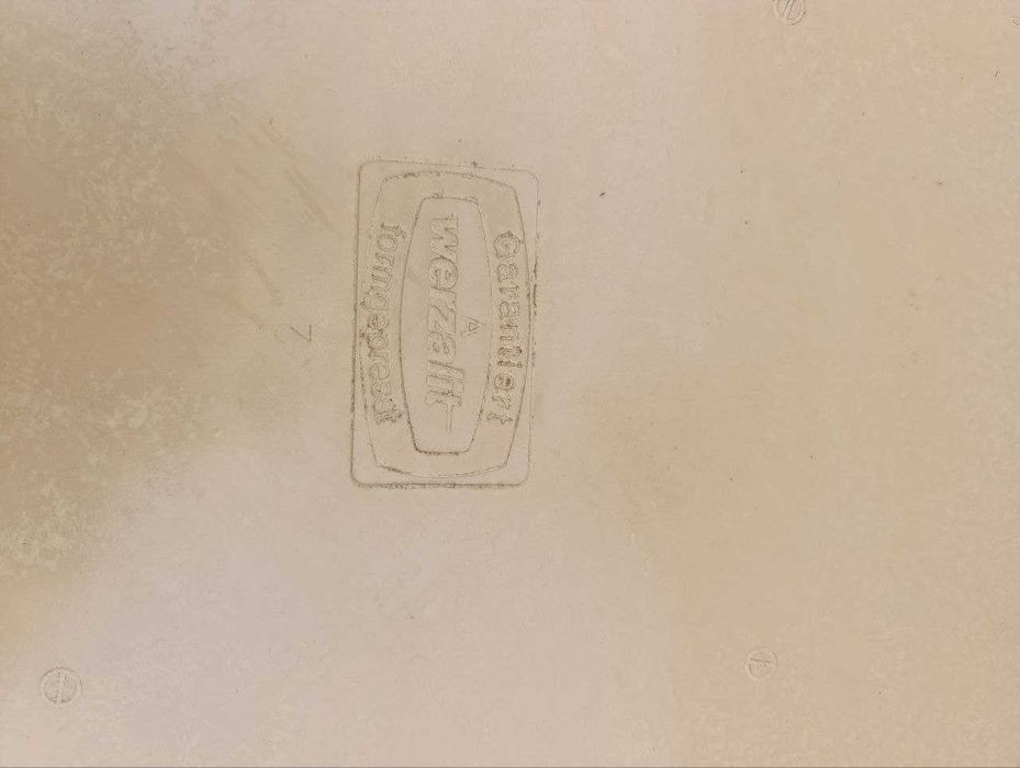 Стіл італійський Werzalit як новий