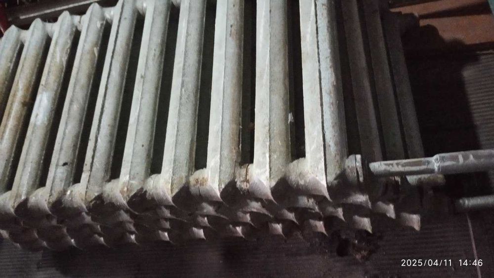 батареї чугунні б/у