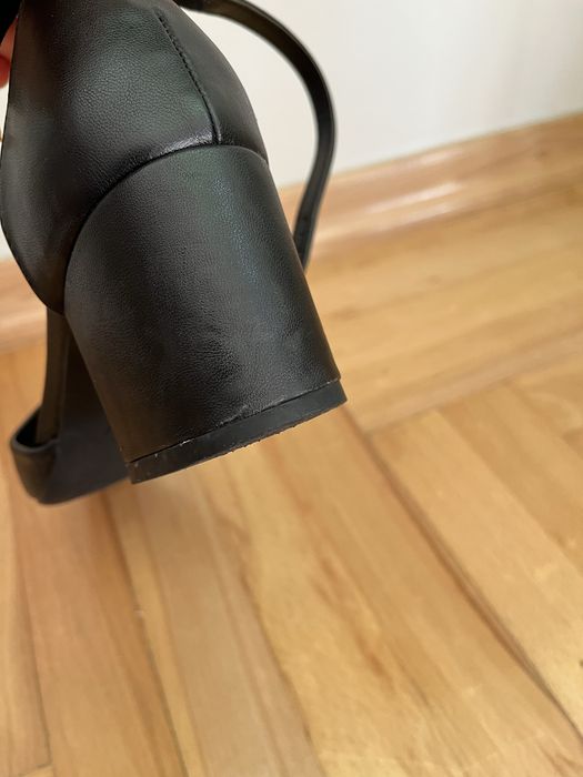 Czarne buty na obcasie 39 Jenny Fairy