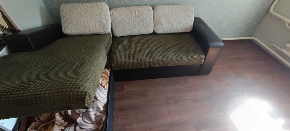 Продам м'який уголок