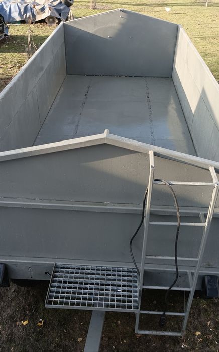 Przyczepa Rozrzutnik Dwuosiowy