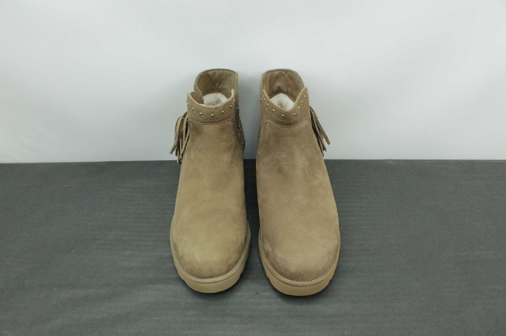 Шикарні Шкіряні уги черевики UGG Cindy Tassle ОРИГІНАЛ Розмір 38