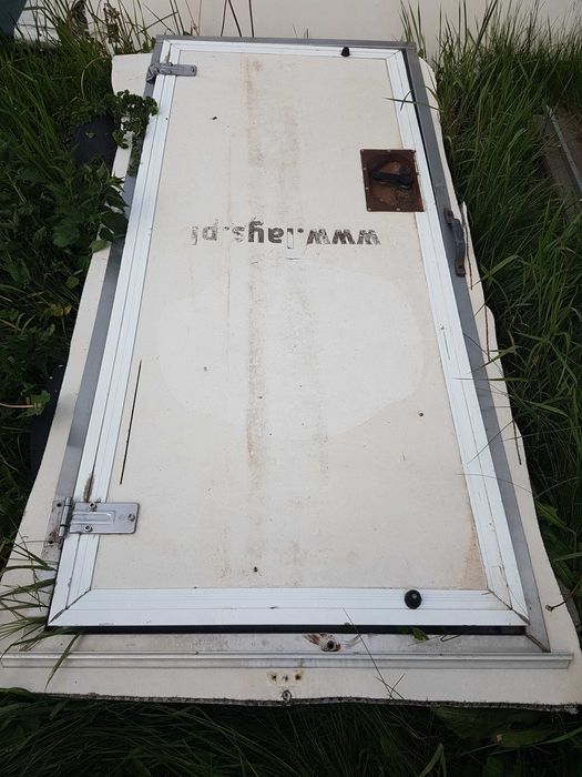 Drzwi kontener tył o wymiarach 95,5x1,94