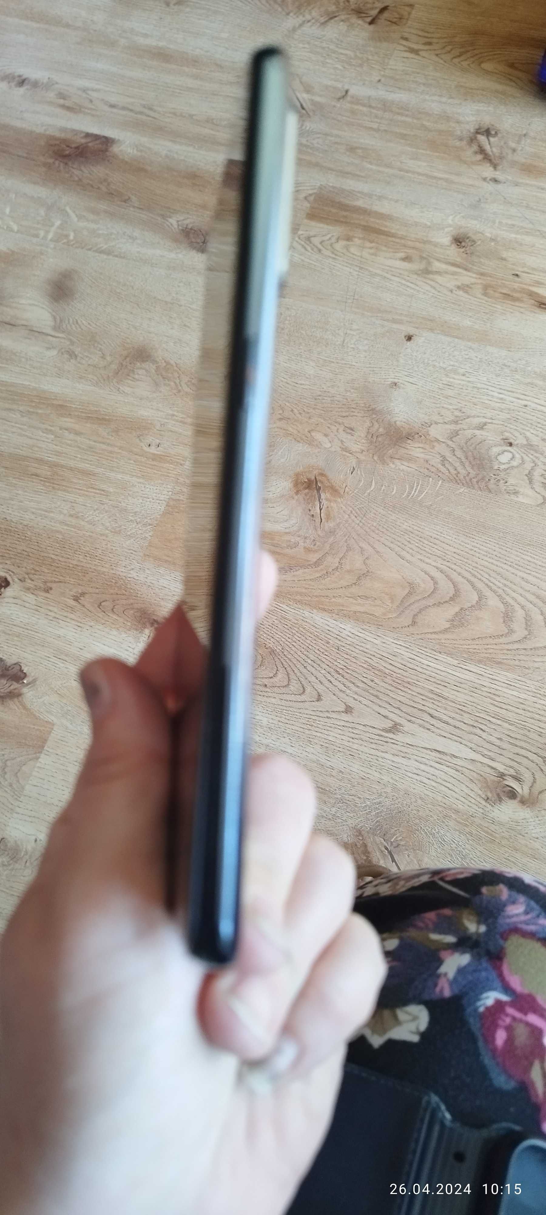 Telefon OPPO Reno5