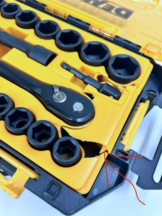 DEWALT zestaw nasadek udarowych 1/2" 23el z grzechotką DWMT74739