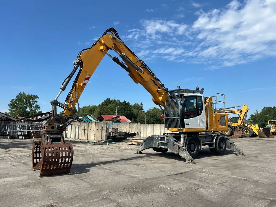 Liebherr LH 22 M Litronic  koparka przeładunkowa na podwoziu kołowym, chwytak, podpory, klima